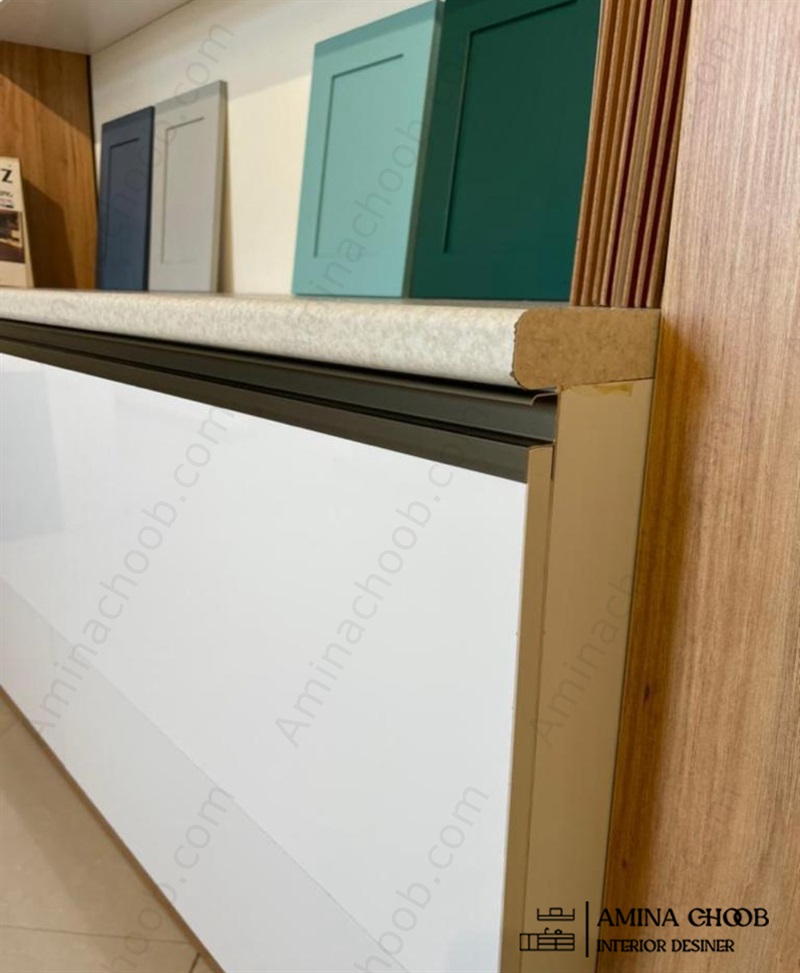 تاثیر دستگیرههای لوکس بر زیبایی کابینتهای هایگلاس