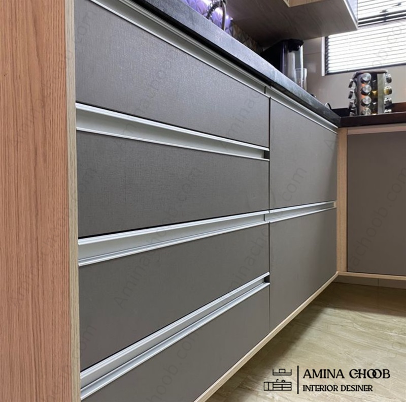 انتخاب دستگیرههایی که با سبک کابینتهای هایگلاس سازگار باشند