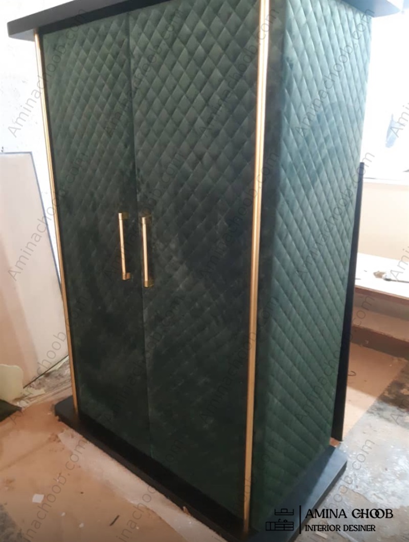 دیوارکوب و لمسه کاری